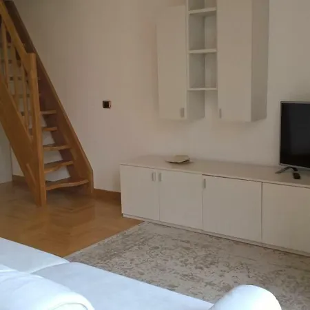 Vacanza Mafalda Apartment